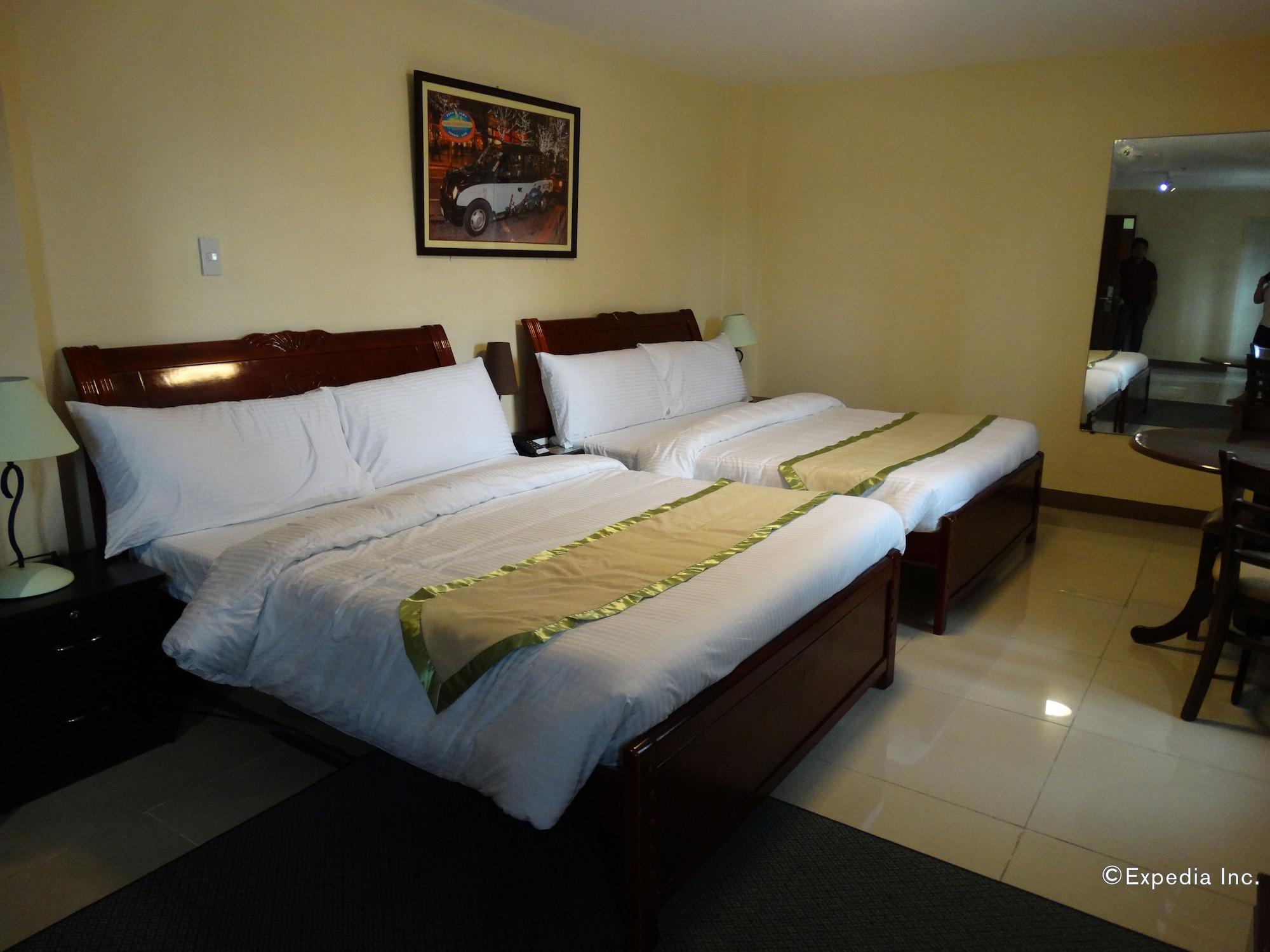 Time Travellers Hotel Manila Exterior photo